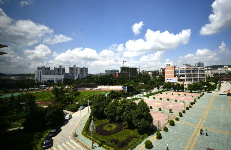 贵州警察学院校园风景