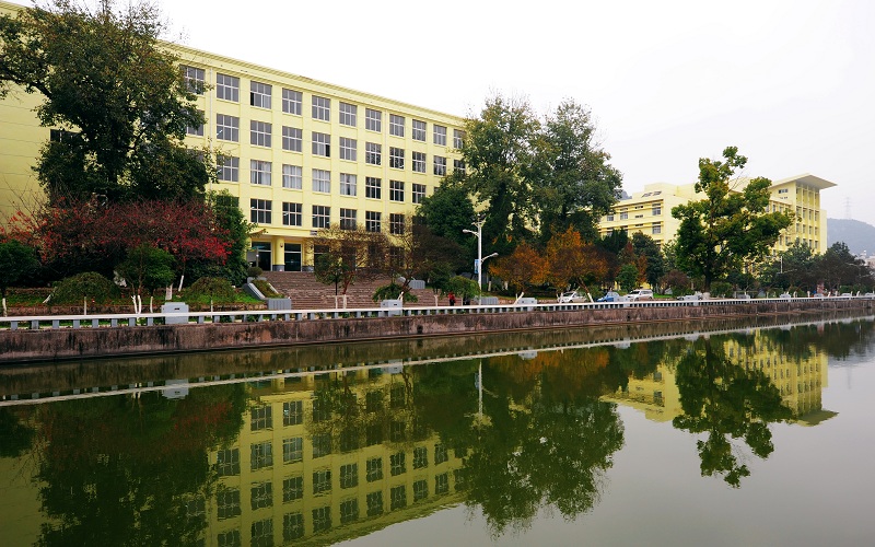 贵州理工学院校园风景