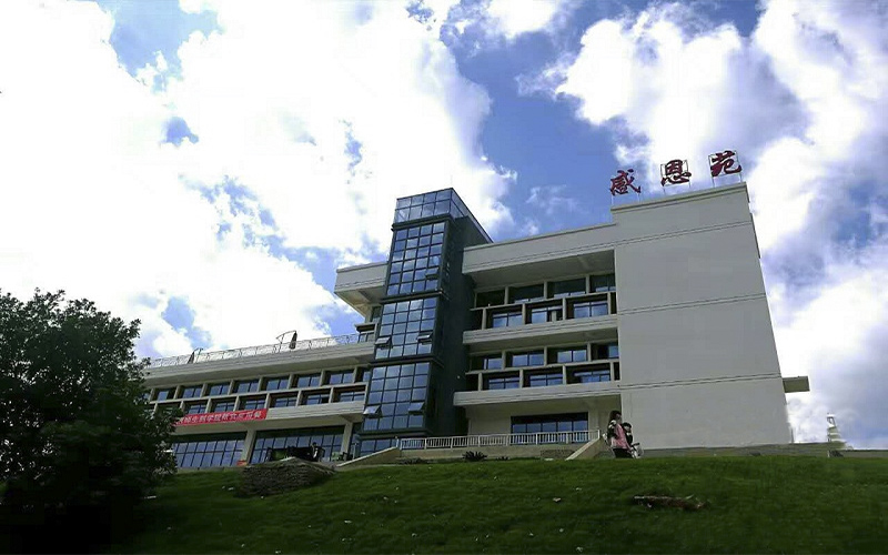 黔南民族职业技术学院校园风景
