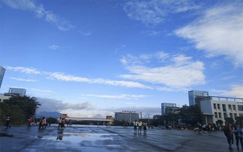 黔西南民族职业技术学院校园风景