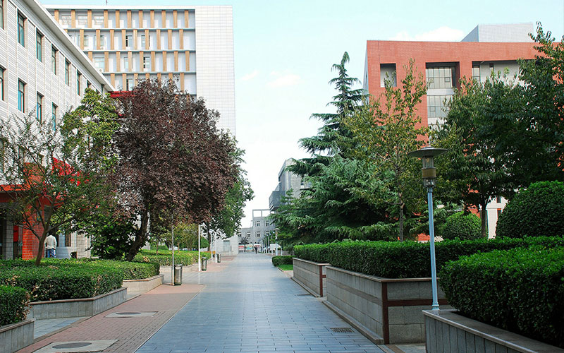 保定电力职业技术学院校园风景