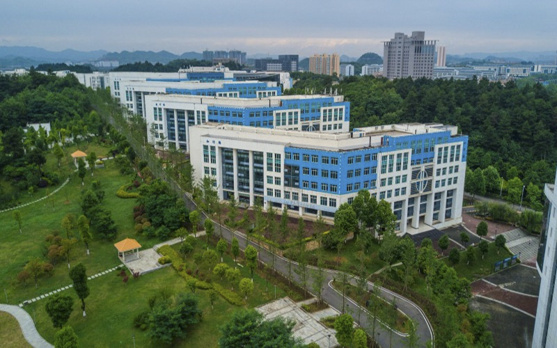 贵州职业技术学院校园风景