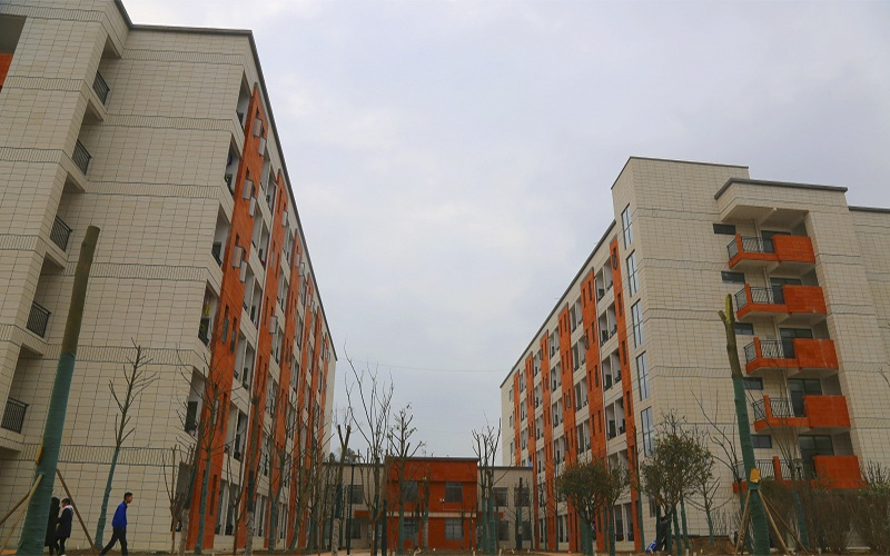 黔南民族幼儿师范高等专科学校校园风景