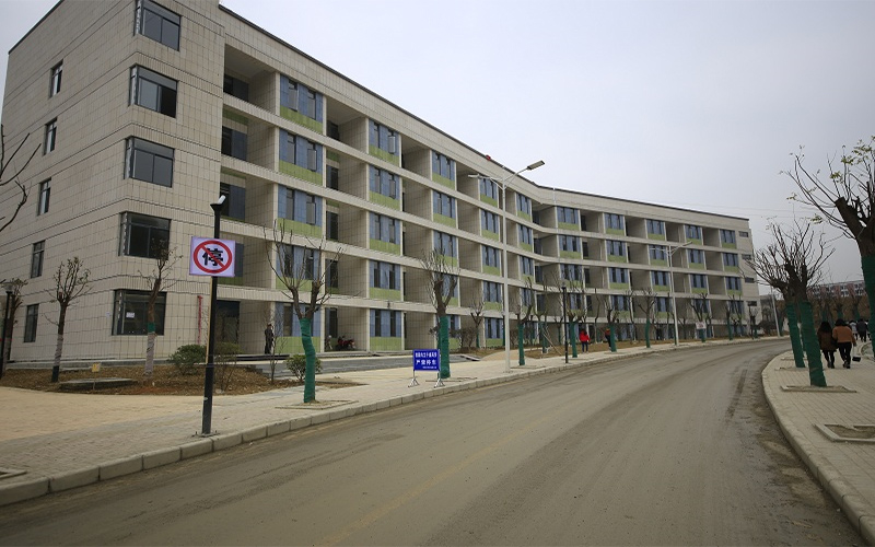 黔南民族幼儿师范高等专科学校校园风景