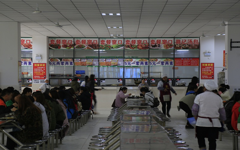 黔南民族幼儿师范高等专科学校校园风景