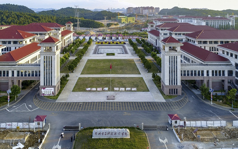 贵州电子科技职业学院校园风景