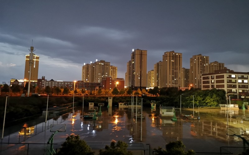 昆明医科大学海源学院校园风景