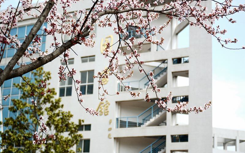 商洛学院校园风景