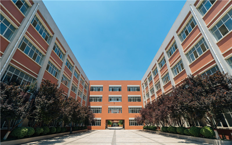 西安医学院校园风景