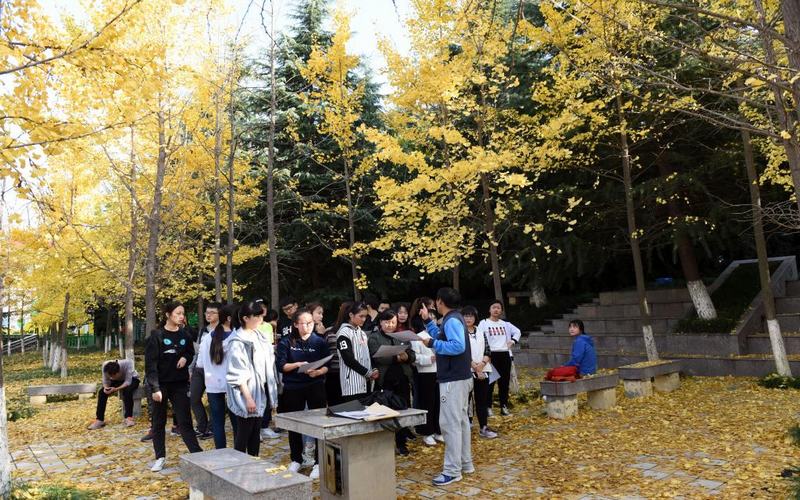 西京学院校园风景