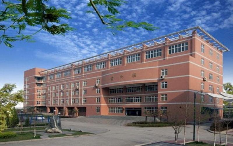 陕西铁路工程职业技术学院校园风景