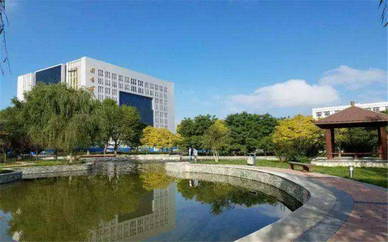 陇东学院校园风景