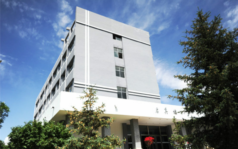 青海大学昆仑学院校园风景