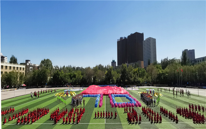 新疆大学校园风景
