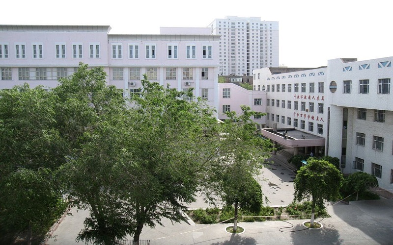 新疆师范大学校园风景