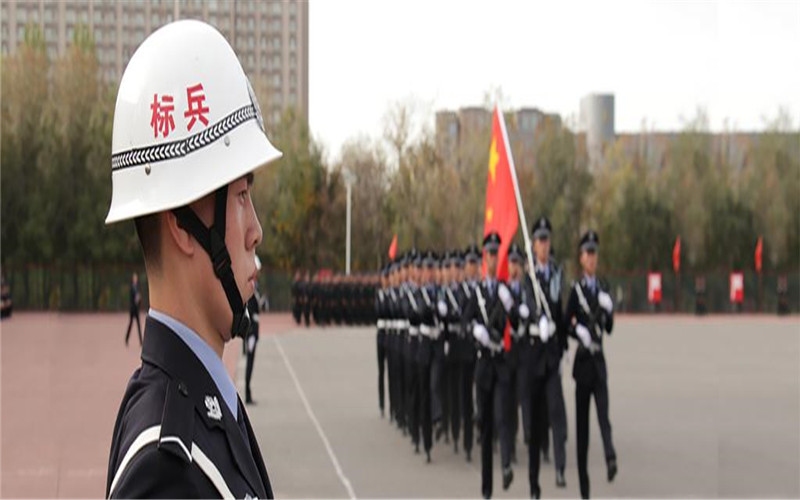 新疆警察学院校园风景