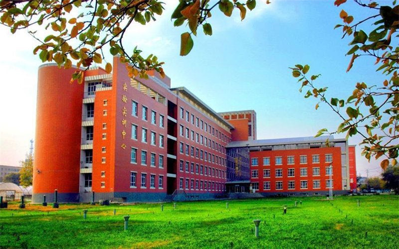 新疆农业职业技术学院校园风景