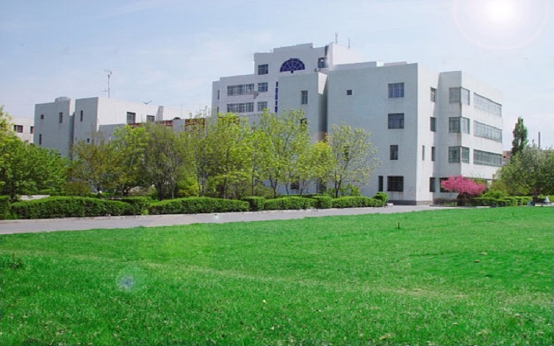 新疆现代职业技术学院校园风景