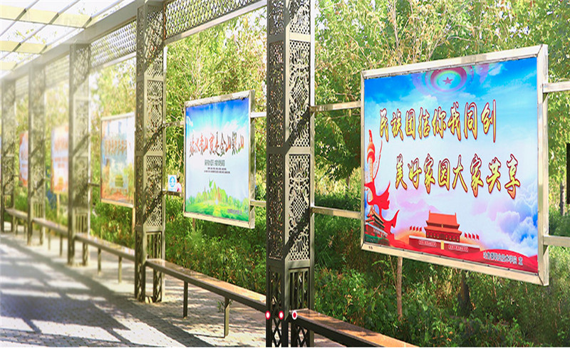 吐鲁番职业技术学院校园风景