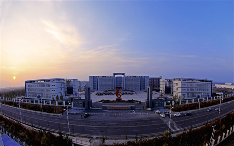 博尔塔拉职业技术学院校园风景