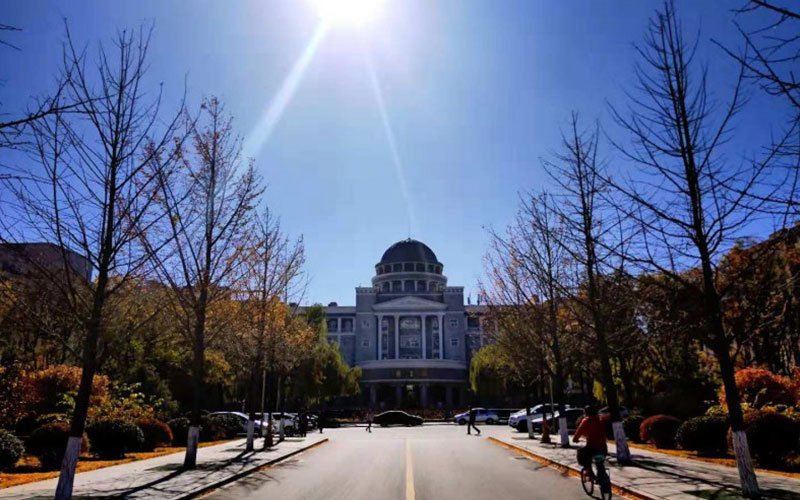 太原科技大学校园风景