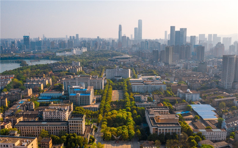 海军大连舰艇学院校园风景