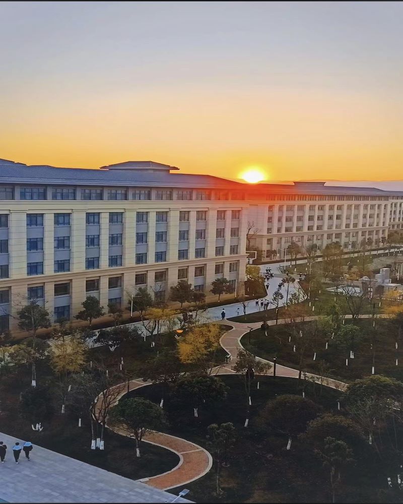 玉溪职业技术学院校园风景