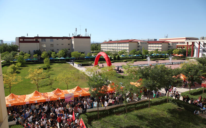 山西财经大学华商学院校园风景