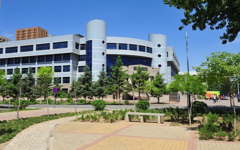 内蒙古工业大学校园风景