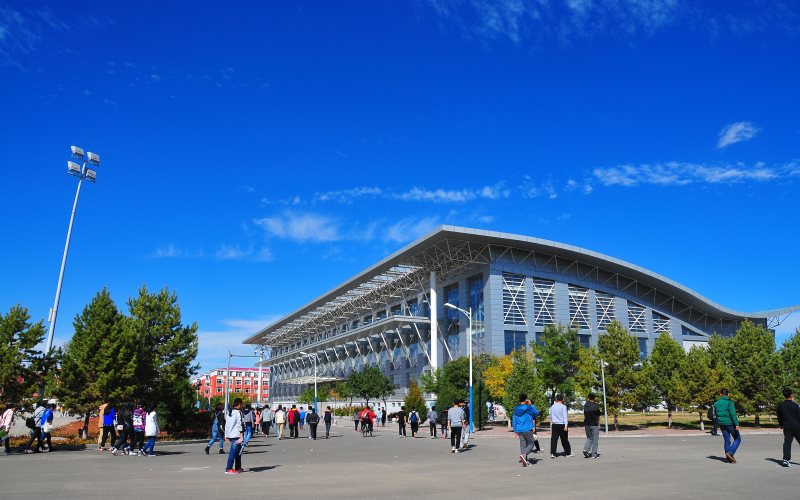 内蒙古师范大学校园风景