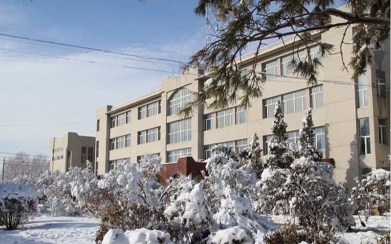 内蒙古民族大学校园风景