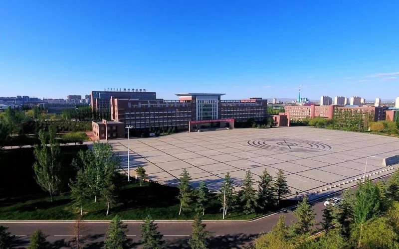 集宁师范学院校园风景