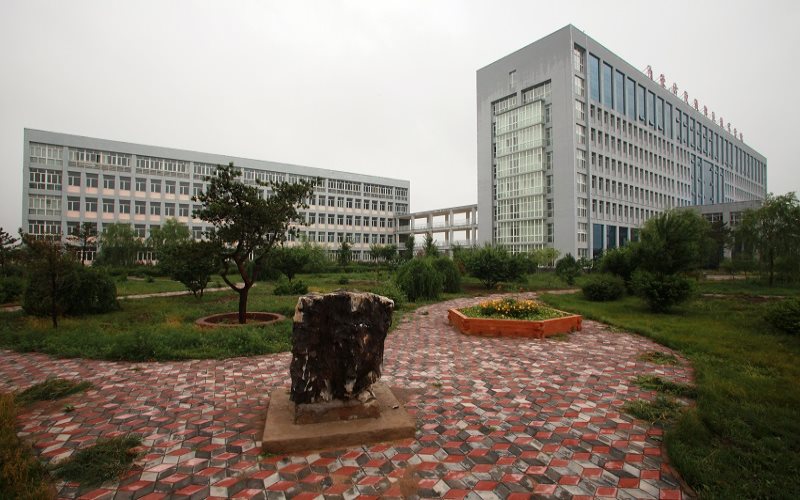 内蒙古交通职业技术学院校园风景