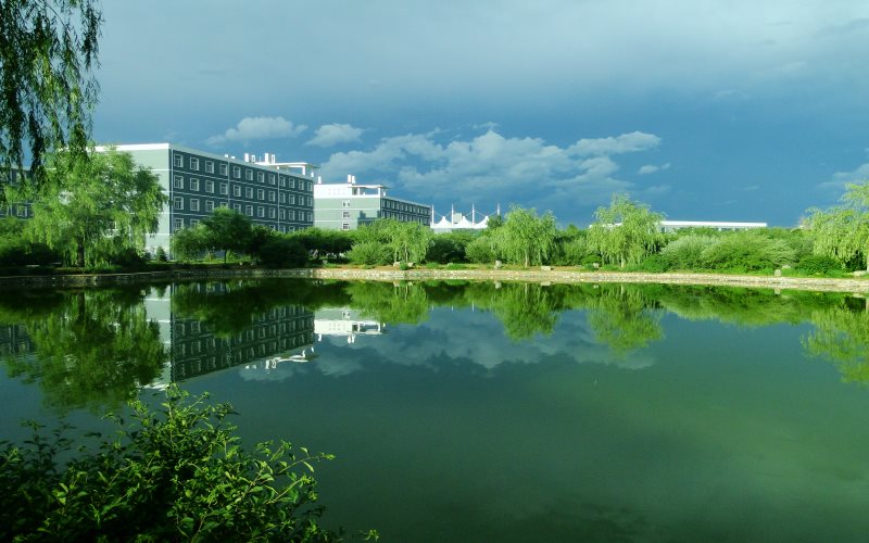 赤峰工业职业技术学院校园风景