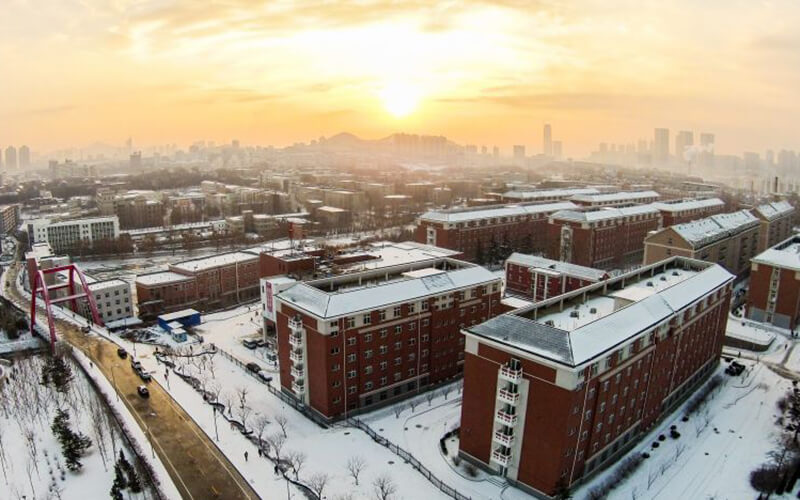 大连理工大学校园风景