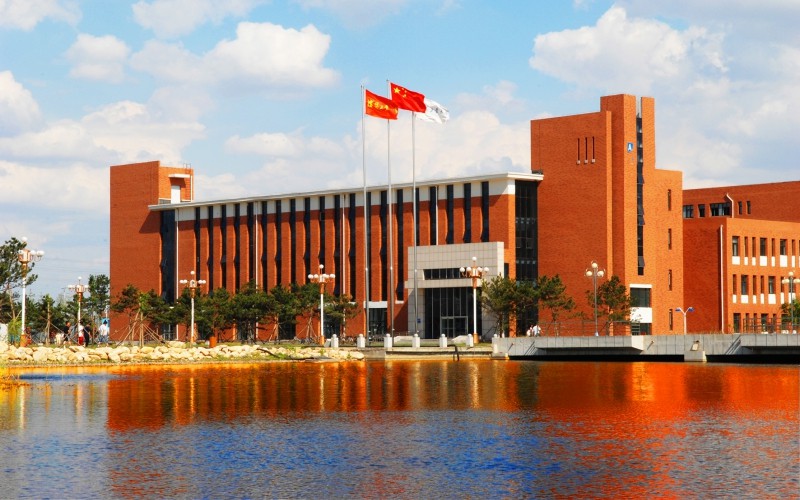 沈阳工业大学校园风景