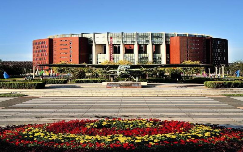 沈阳航空航天大学校园风景