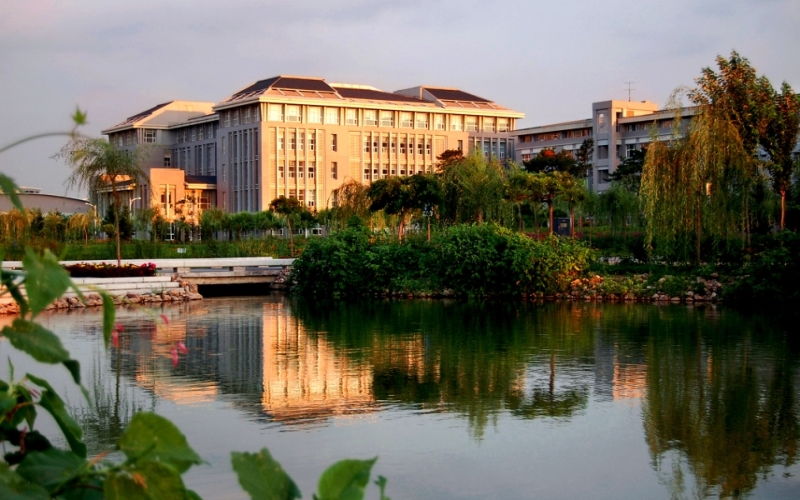 沈阳体育学院校园风景