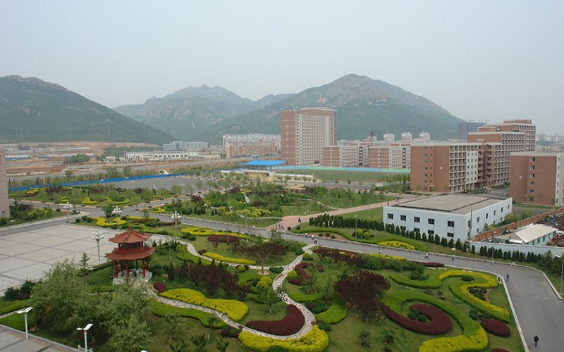 大连理工大学城市学院校园风景