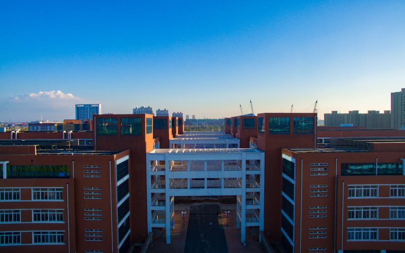 营口理工学院校园风景