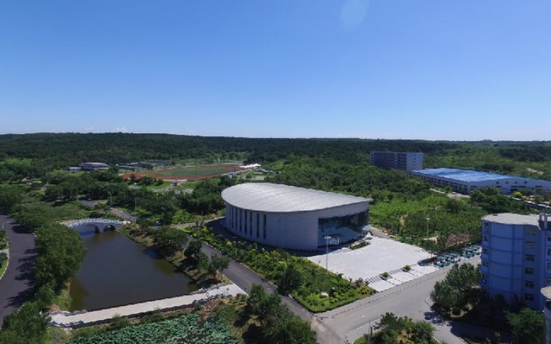 辽宁装备制造职业技术学院校园风景