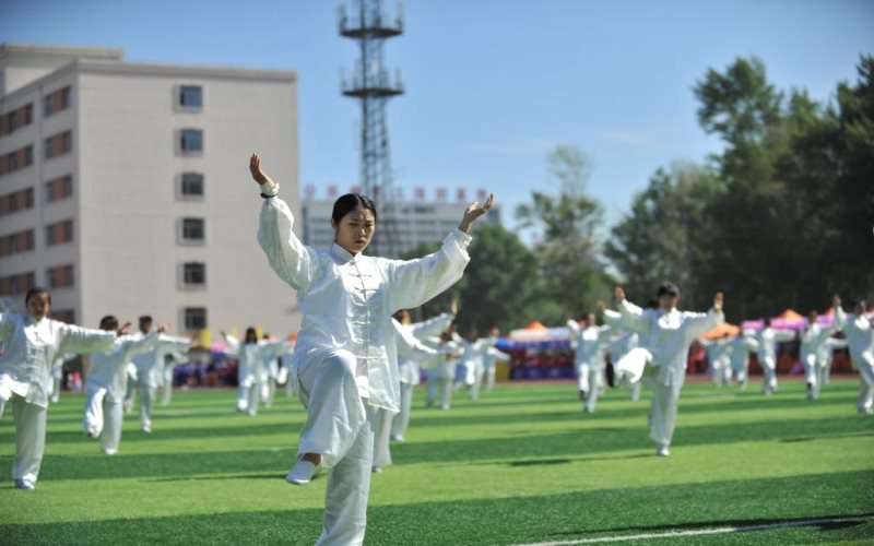 吉林工程技术师范学院校园风景