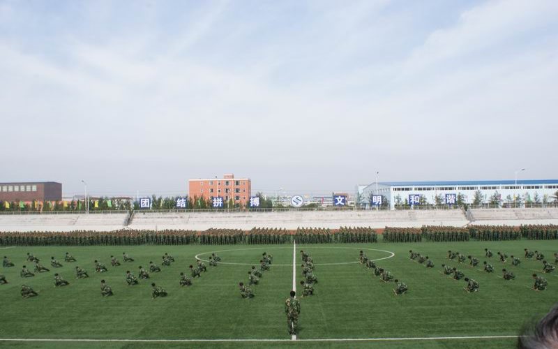 长春电子科技学院校园风景