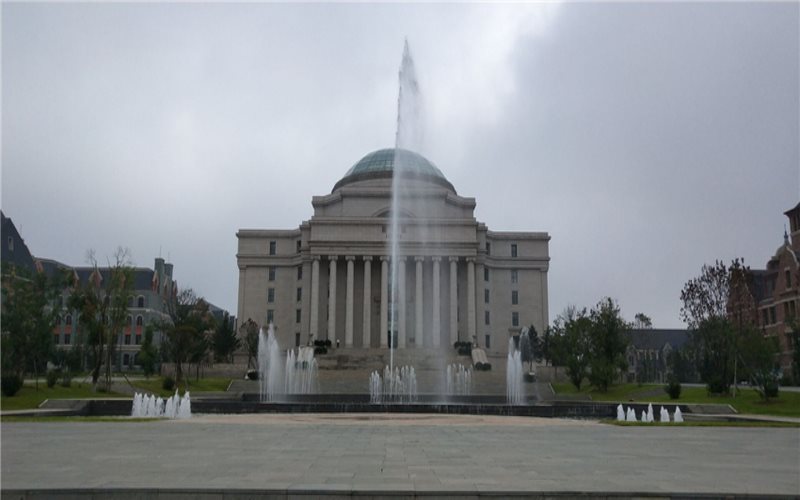 长春建筑学院校园风景