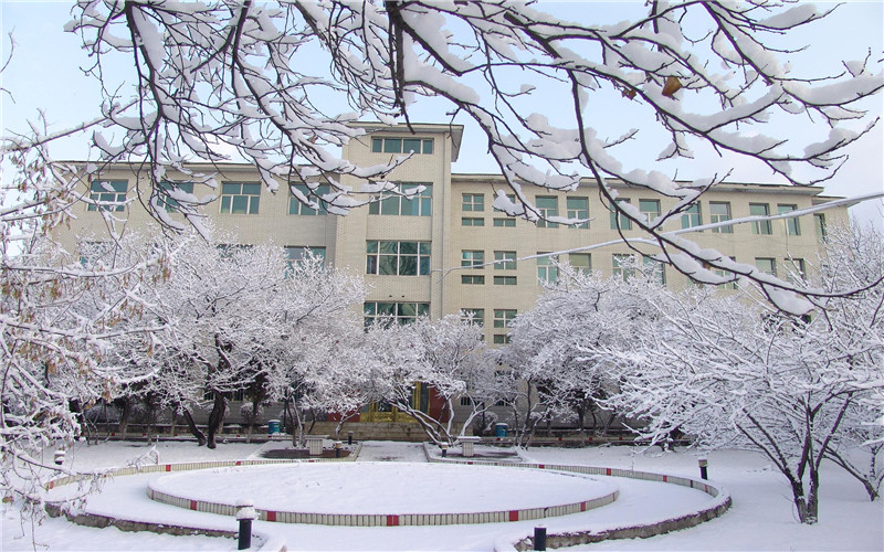 牡丹江医学院校园风景