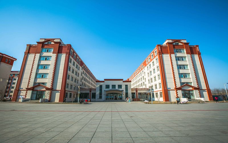 黑龙江外国语学院校园风景