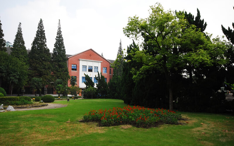 上海体育大学校园风景