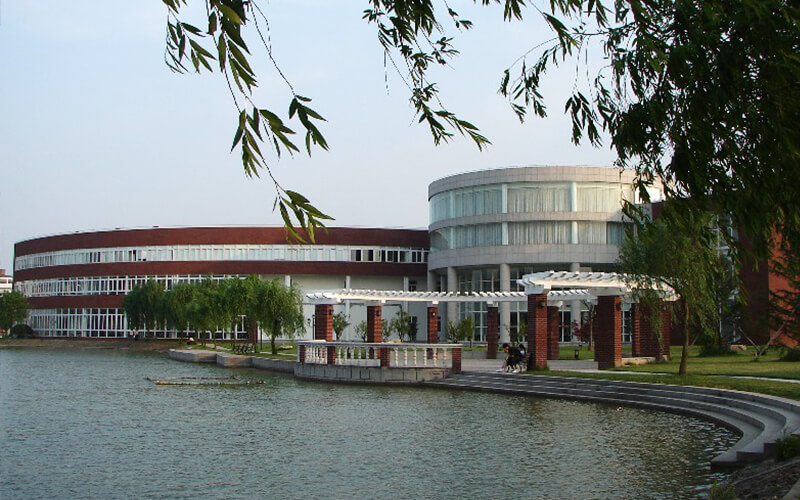 上海立达学院校园风景