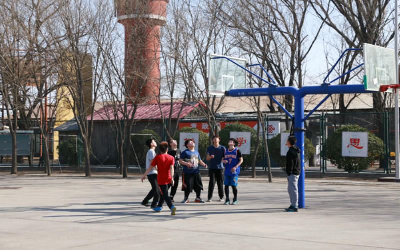 北京青年政治学院校园风景