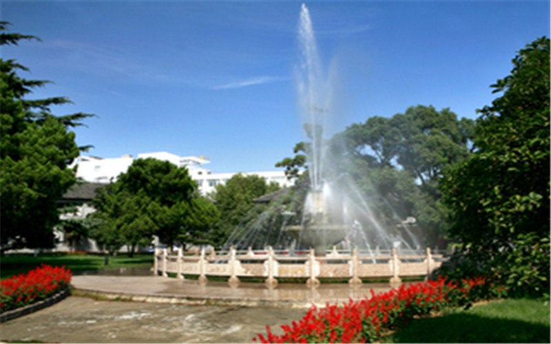 江苏科技大学校园风景